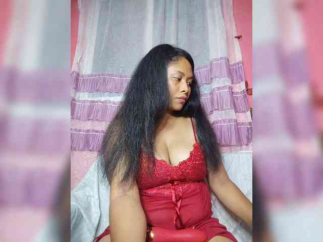 Brendah23 Live Webcam on BongaCams