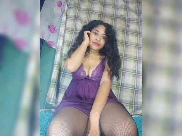 Brendah23 webcam