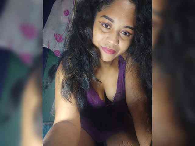 Brendah23 webcam