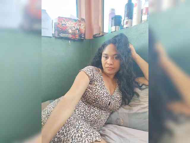 Brendah23 webcam