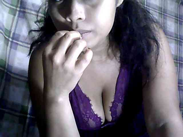Brendah23 webcam
