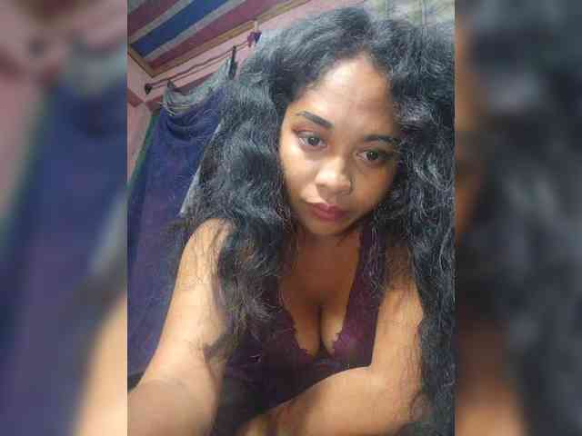 Brendah23 webcam