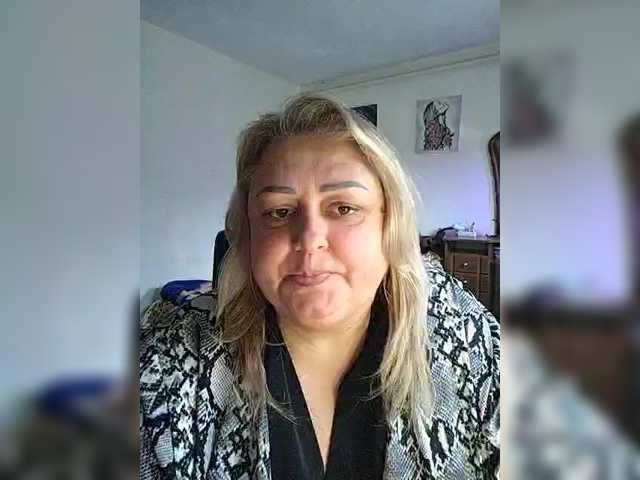 BigMilf's BongaCams show and profile