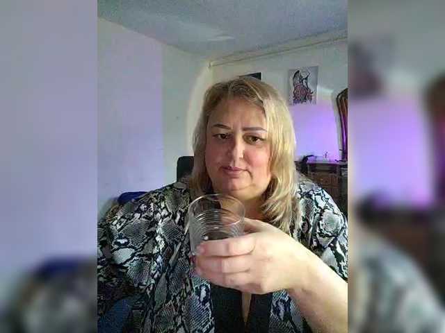 BigMilf's BongaCams show and profile