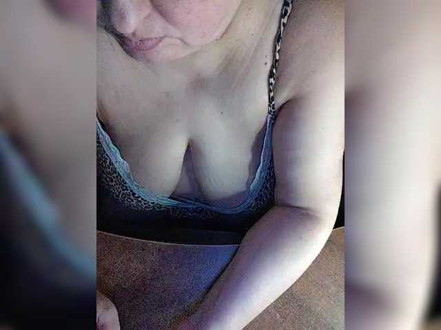 BigMilf Live Cam on BongaCams