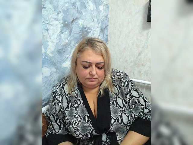 BigMilf from BongaCams