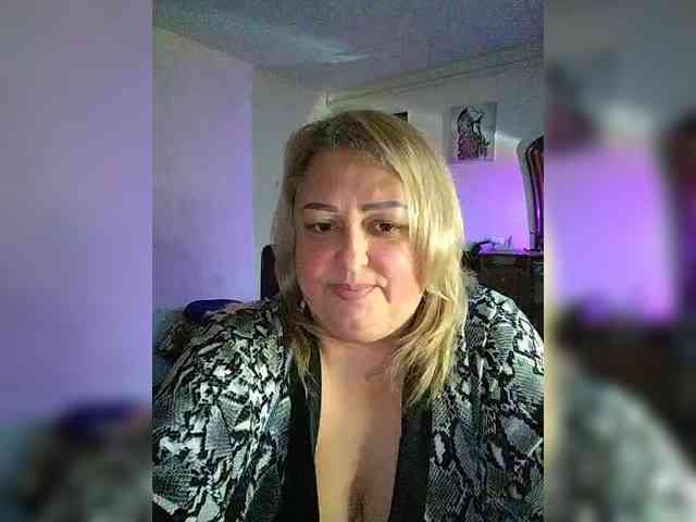 BigMilf webcam