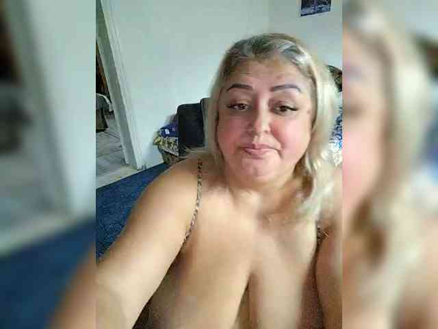 BigMilf webcam