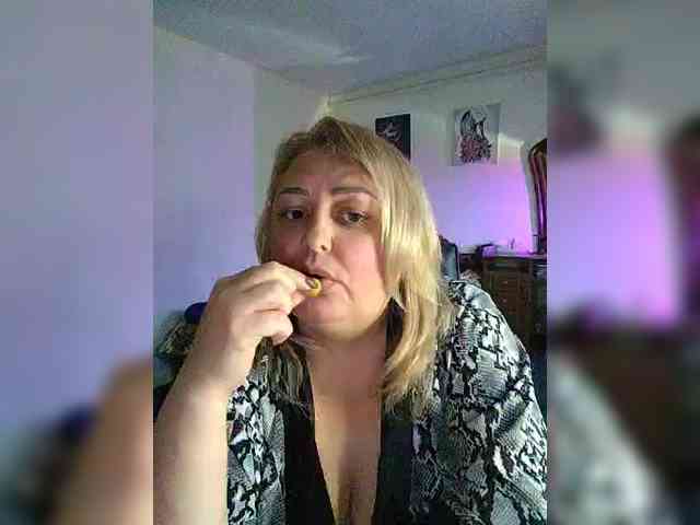 BigMilf webcam