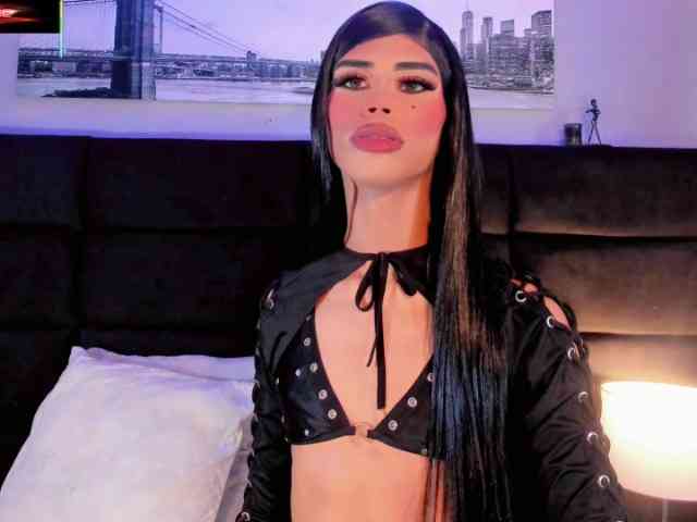 Ana-Paula23 Live Webcam on BongaCams
