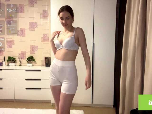 MaxieDungy's BongaCams show and profile