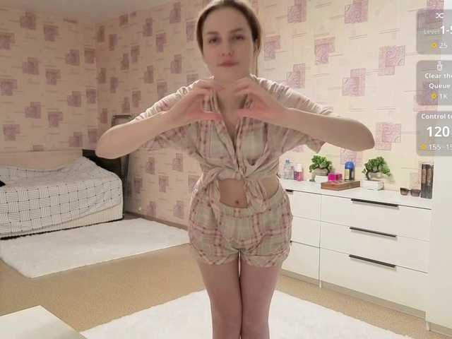 MaxieDungy's BongaCams show and profile