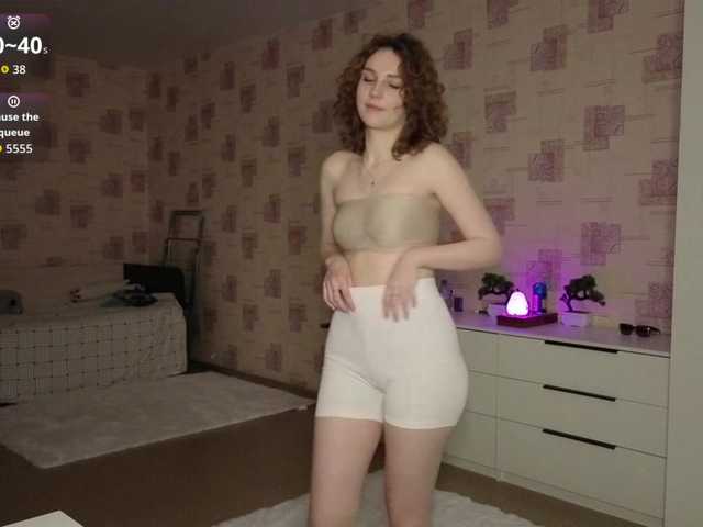 MaxieDungy's BongaCams show and profile