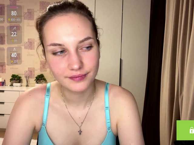 MaxieDungy's BongaCams show and profile