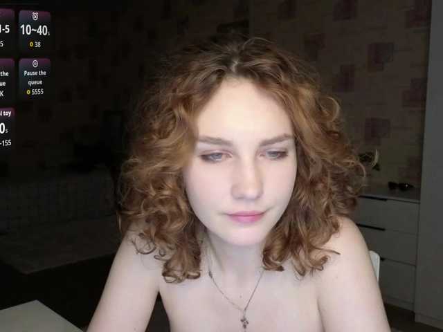 MaxieDungy's BongaCams show and profile