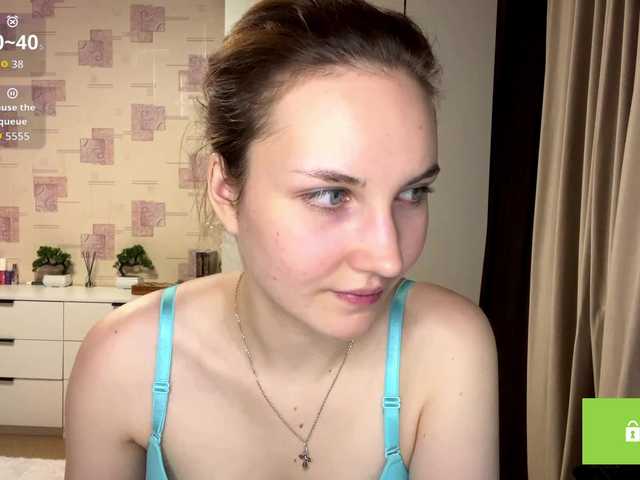 MaxieDungy's BongaCams show and profile