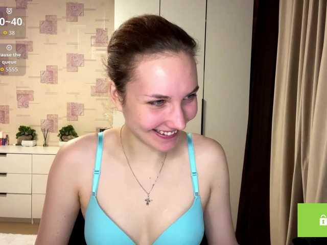 MaxieDungy's BongaCams show and profile