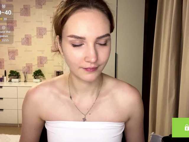 MaxieDungy's BongaCams show and profile