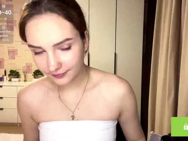 MaxieDungy's BongaCams show and profile