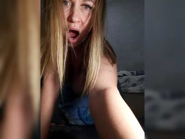 MARIA777A's BongaCams show and profile