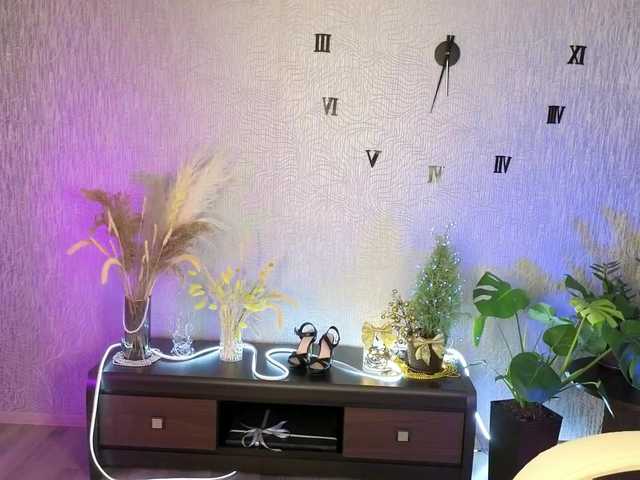 NikaStill's BongaCams show and profile