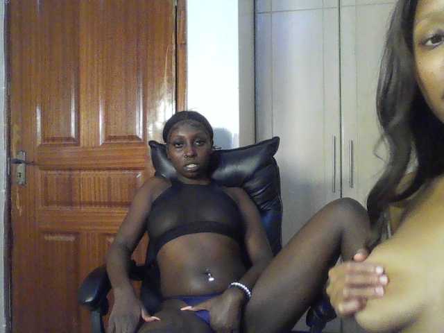 snowfox254's BongaCams show and profile