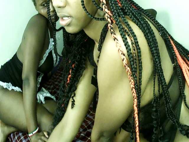 Sex chat gratuit in direct cu snowfox254 pe BongaCams