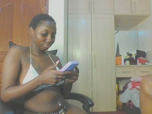 snowfox254's BongaCams show and profile