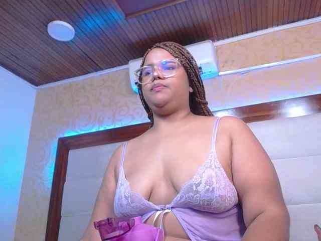NicolBonnie webcam