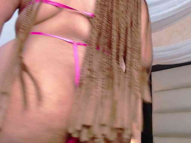 NicolBonnie webcam
