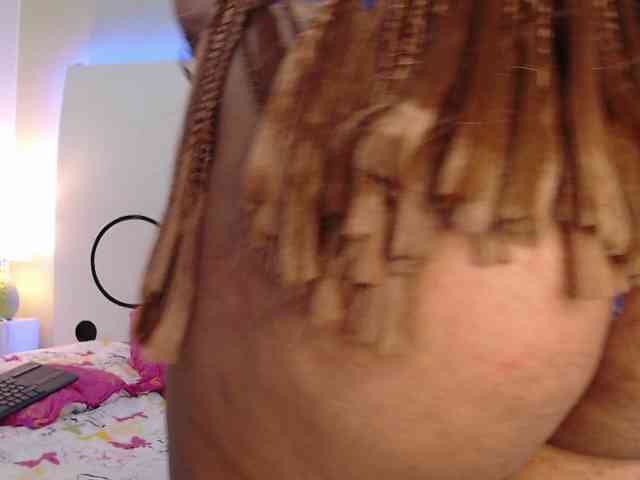 NicolBonnie webcam