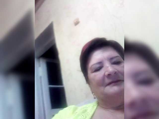 Empresswoman from BongaCams is Freechat