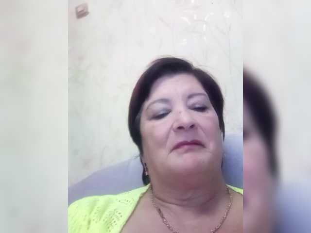 Empresswoman's BongaCams show and profile