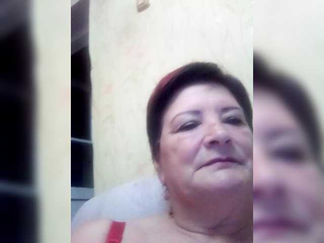 Empresswoman's BongaCams show and profile