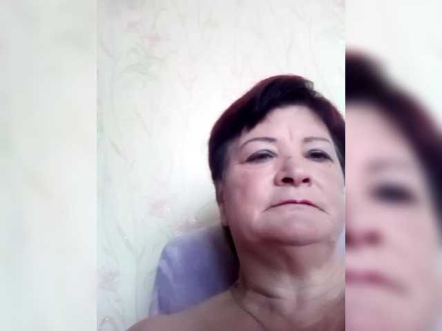 Empresswoman from BongaCams is Freechat