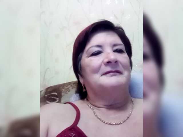 Empresswoman's BongaCams show and profile