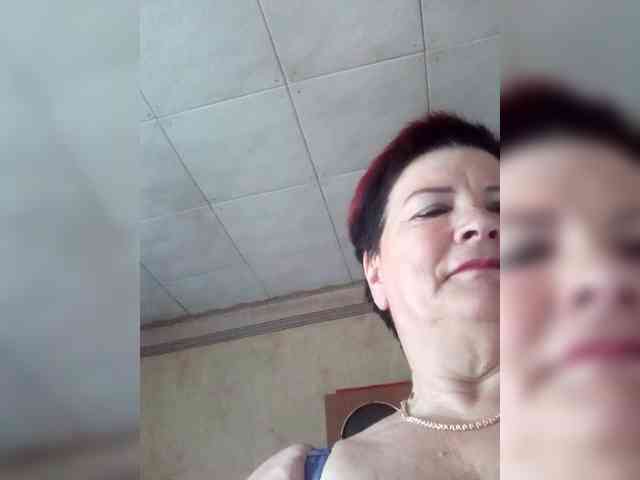 Empresswoman webcam