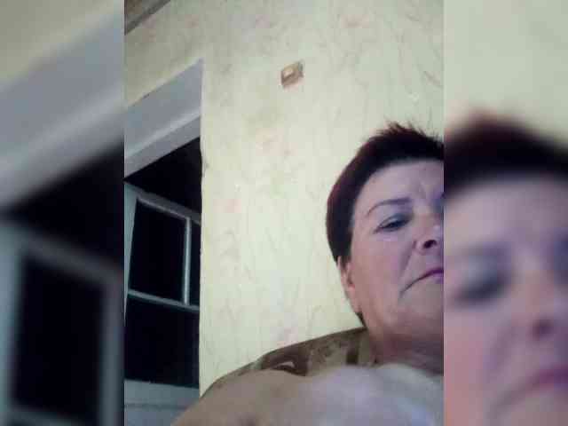 Empresswoman webcam