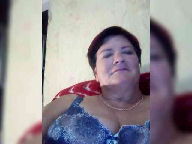Empresswoman