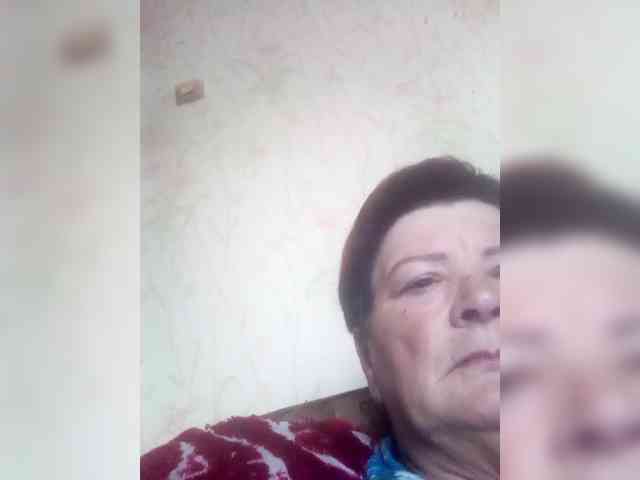 Empresswoman webcam
