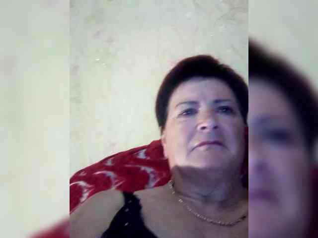 Empresswoman webcam
