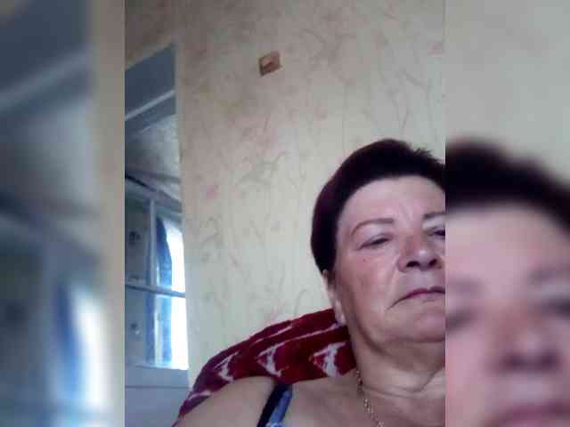 Empresswoman webcam