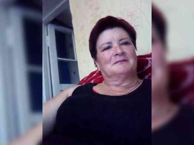 Empresswoman webcam