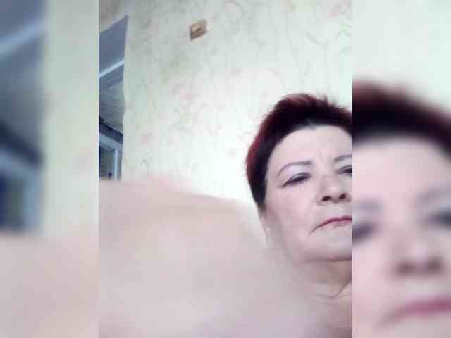 Empresswoman webcam