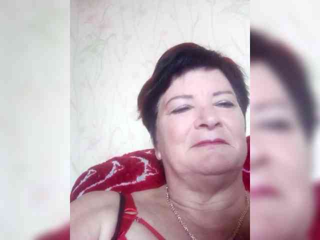 Empresswoman