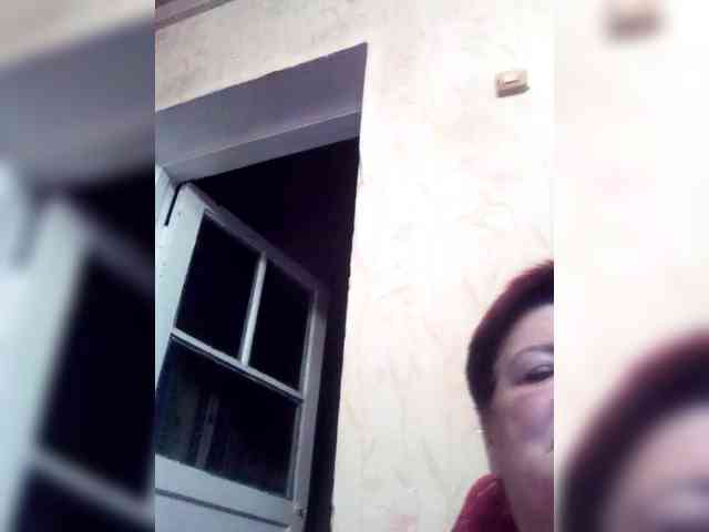 Empresswoman webcam