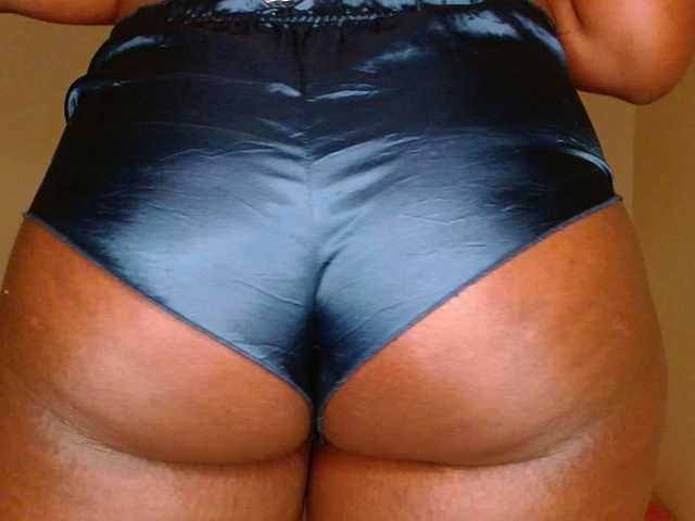Chocolateebony1's BongaCams show and profile
