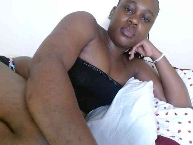 Chocolate_goddess1 webcam