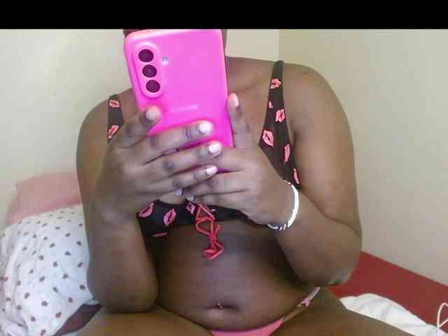 Chocolate_goddess1 webcam