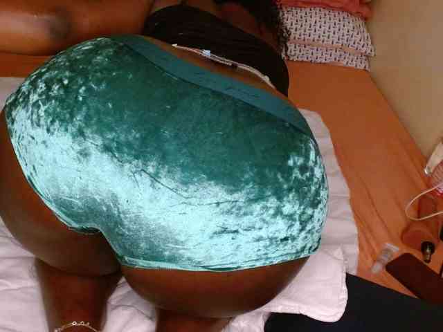 Chocolate_goddess1 webcam